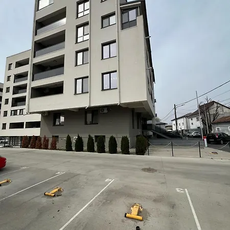 Garsoniera Zona Centrala アパート